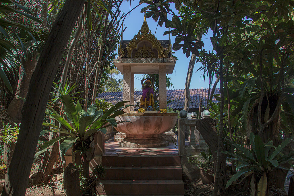 Wat Mae Chedi, Lode Engelen