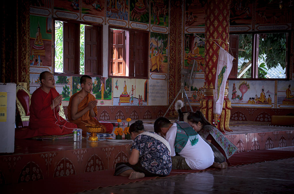 Vang Vieng, Lode Engelen