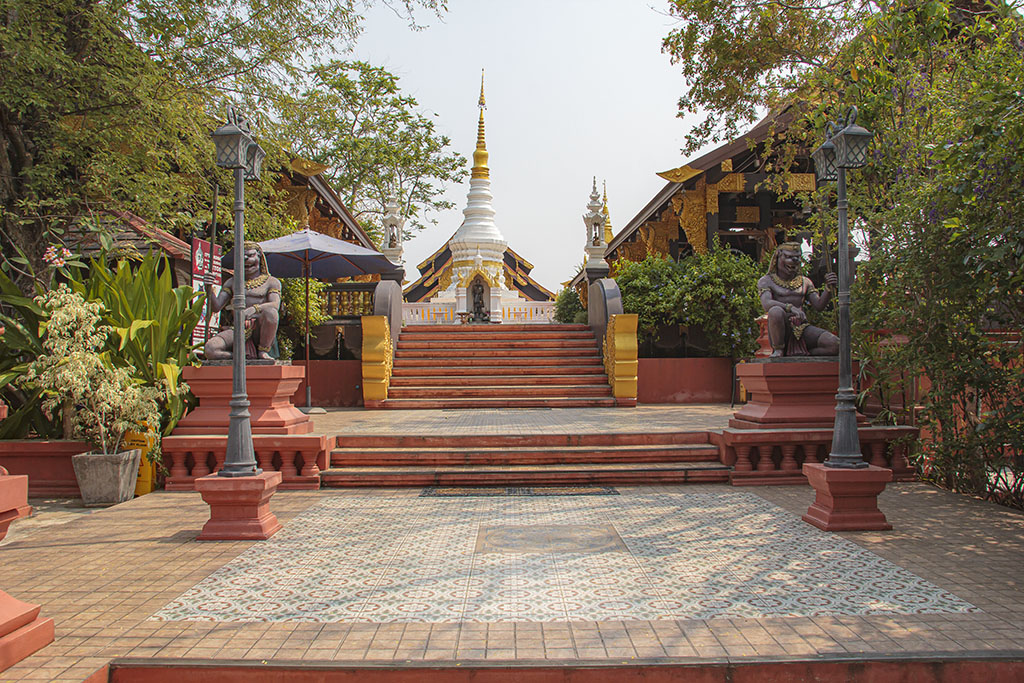 Wat Phra That Doi Phra Chan