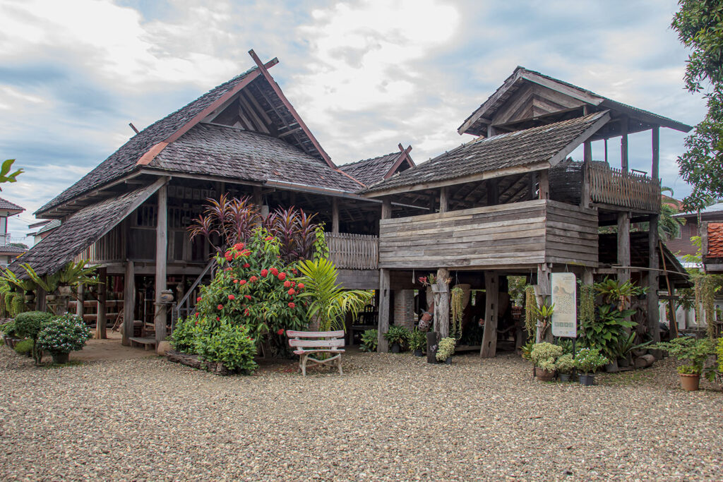 Wat Nong Bua Nan