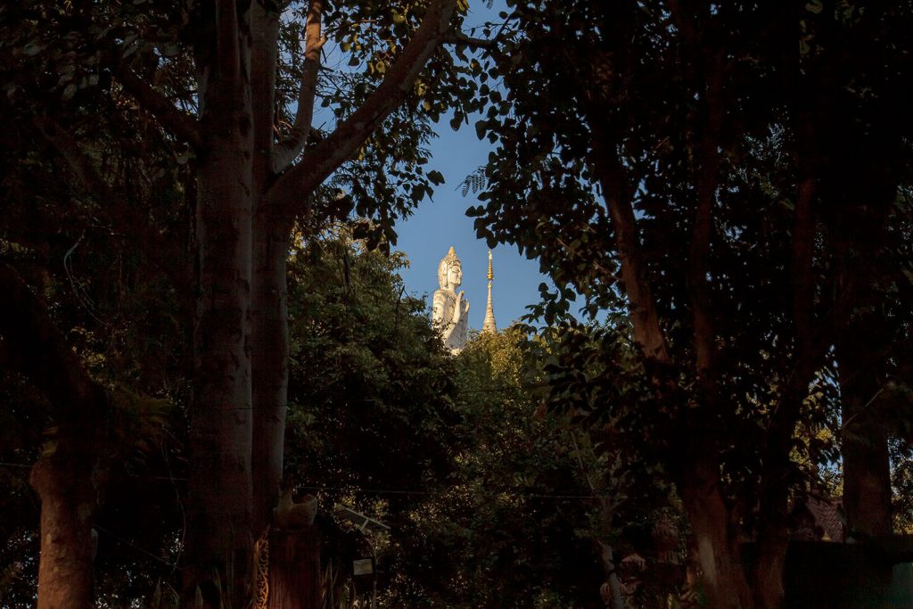 Wat Tham Suk Kasem Sawan