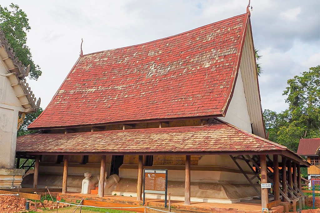 Wat Poe Chai Na phueng