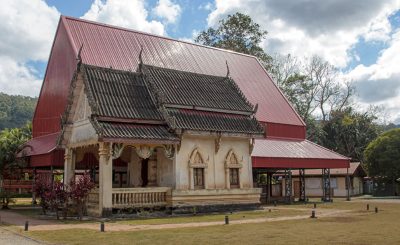 Wat Pho Chai Na Puang
